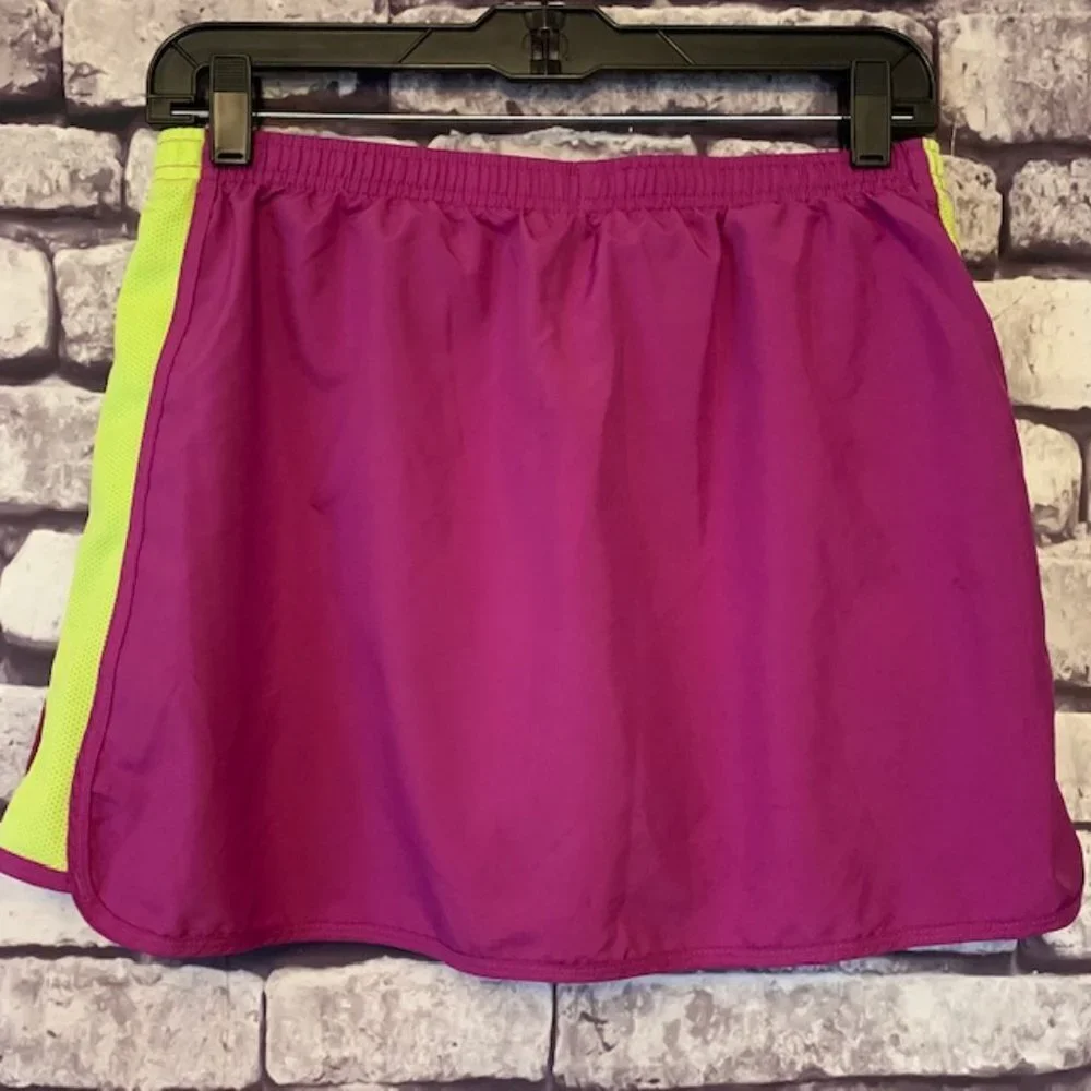 Reebok Purple & Yellow Skort Size M